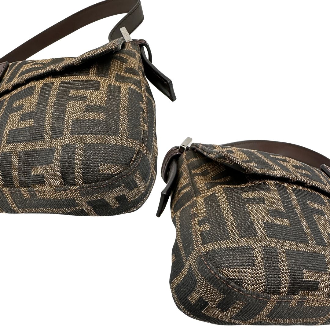 Angoli di una borsa Fendi Baguette marrone in tessuto trama Zucca, indossabile a spalla, usata, originale, second hand, in ottime condizioni.