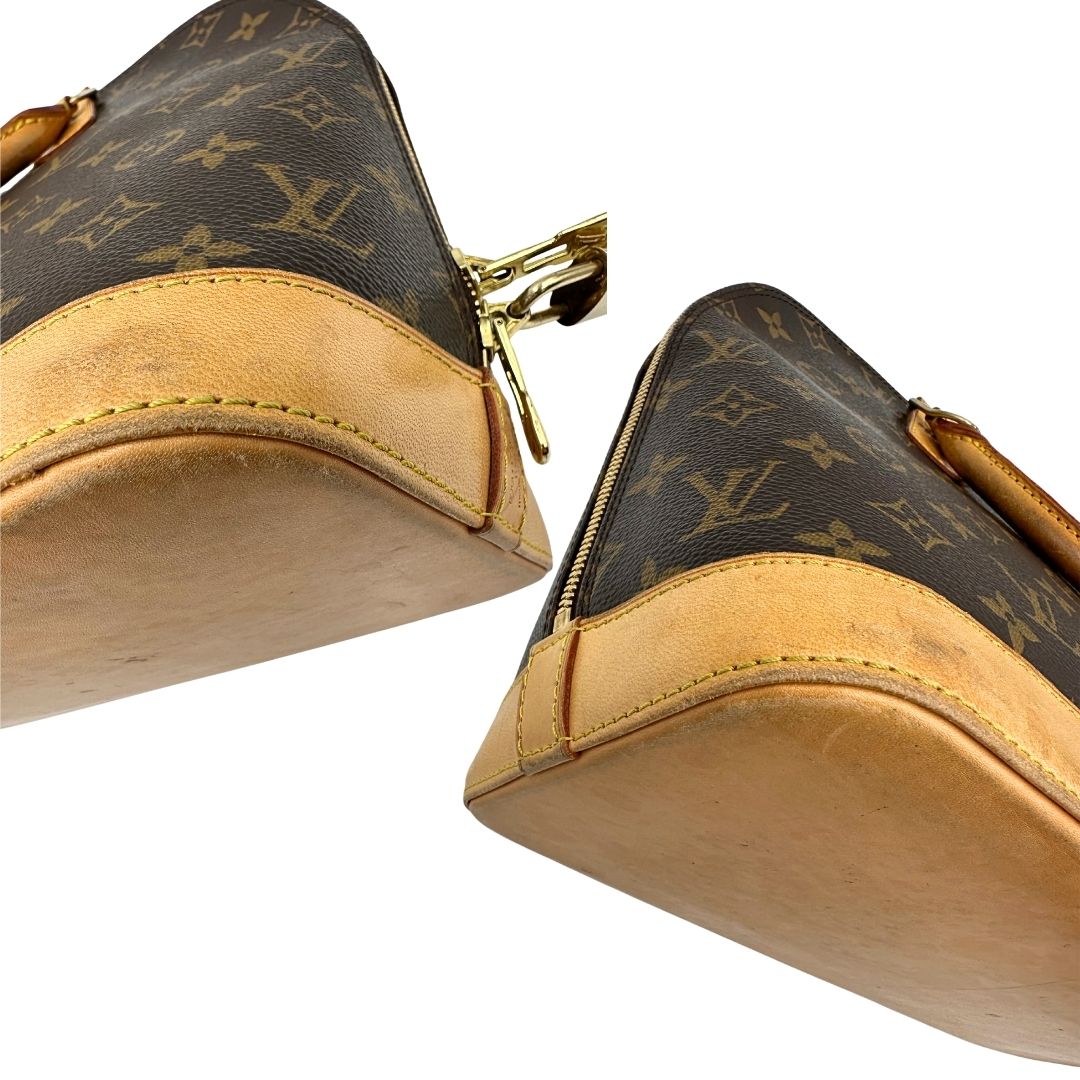 Angoli di una Louis Vuitton Alma in tela monogram nella versione PM, usata, originale, second hand, in ottime condizioni.