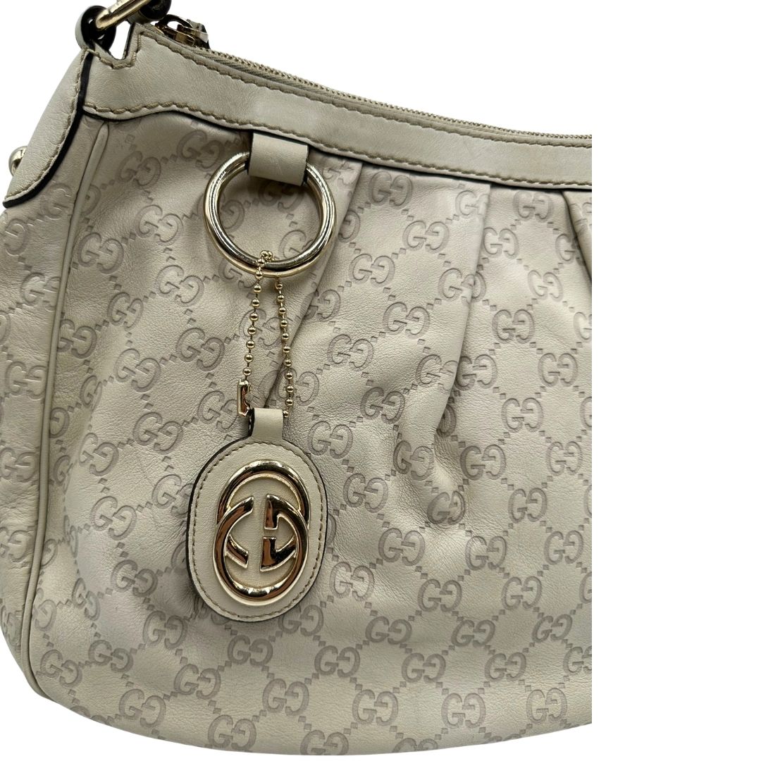 borsa Gucci in morbida pelle color bianco avorio, di lusso, originale, ottime condizioni, usata.  