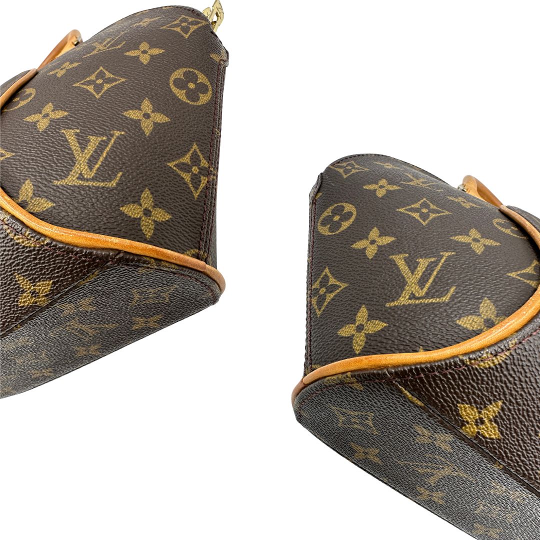 angoli Borsa LV strutturata in tela monogram e vacchetta naturale, di lusso, originale, usata. 