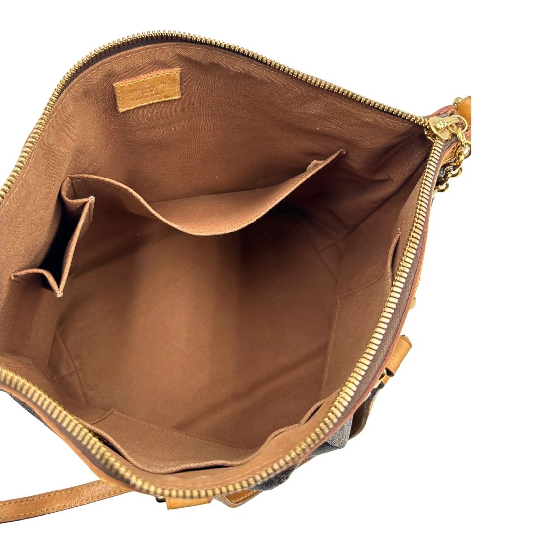 interno Borsa LV strutturata in tela monogram e vacchetta naturale, di lusso, originale, ottime condizioni, usata. 