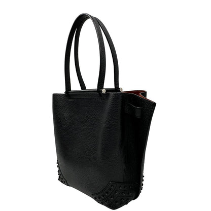 lato Borsa Tod's in pelle nera impreziosita da borchie tono su tono alla base, di lusso, originale, ottime condizioni, usata. 