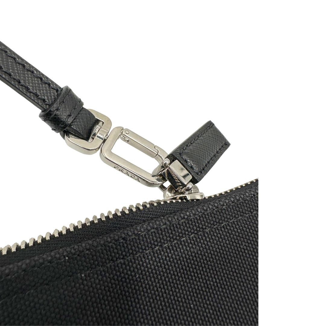 Accessorio per borse Prada in tessuto nero, di lusso, originale, ottime condizioni, usato