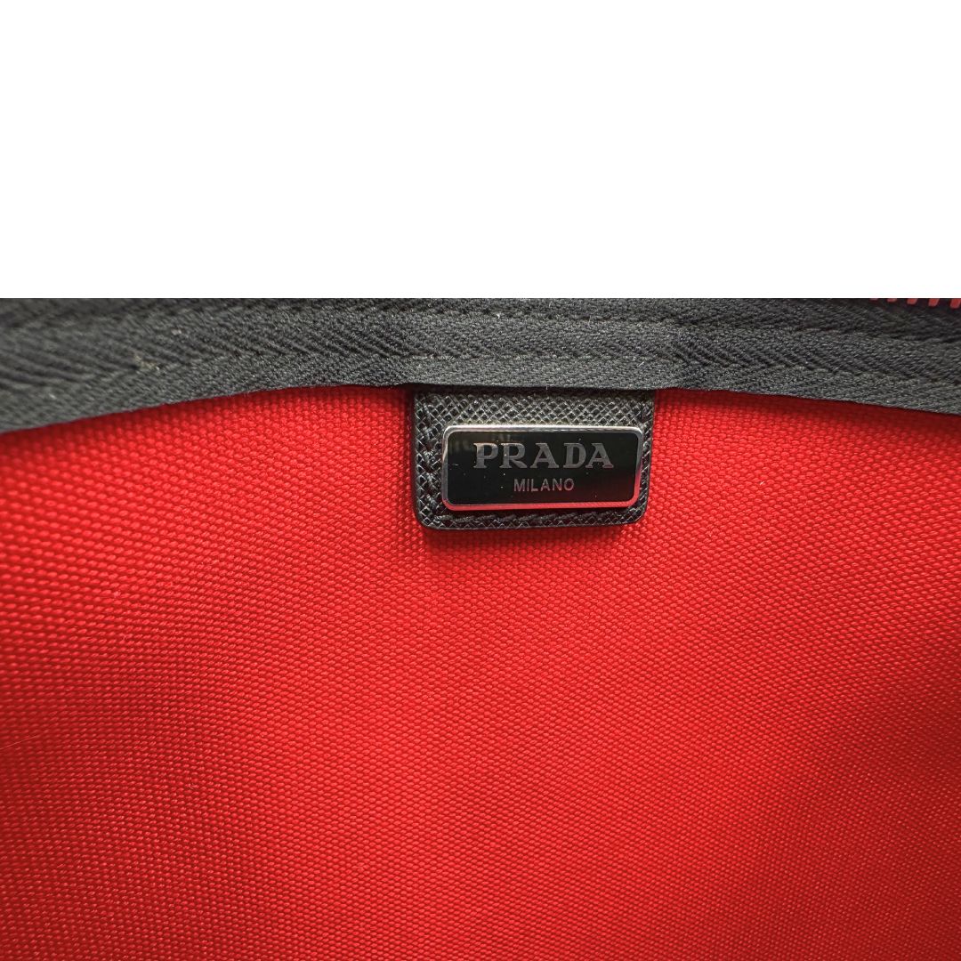 Accessorio per borse Prada in tessuto nero, di lusso, originale, ottime condizioni, usato