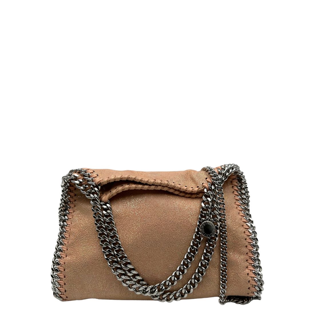front Borsa Falabella con base colore rosa effetto olografico, nella versione mini, di lusso originale, ottime condizioni, usata. 