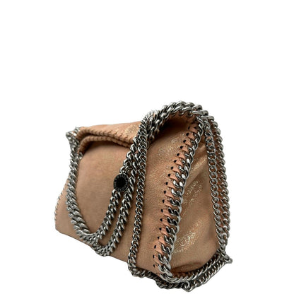 lato Borsa Falabella con base colore rosa effetto olografico, nella versione mini, di lusso originale, ottime condizioni, usata. 