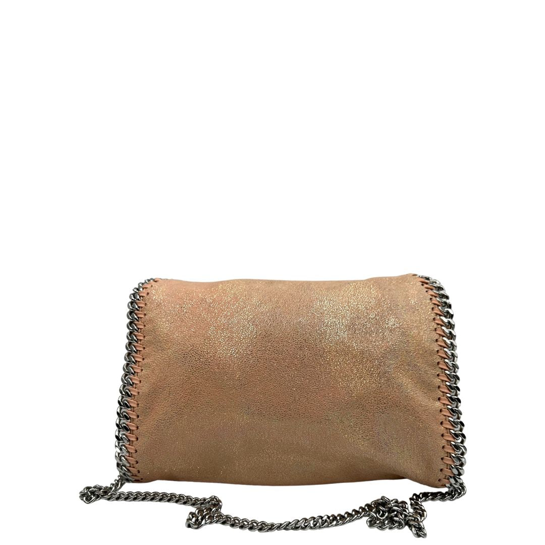 retro Borsa Falabella con base colore rosa effetto olografico, nella versione mini, di lusso originale, ottime condizioni, usata. 