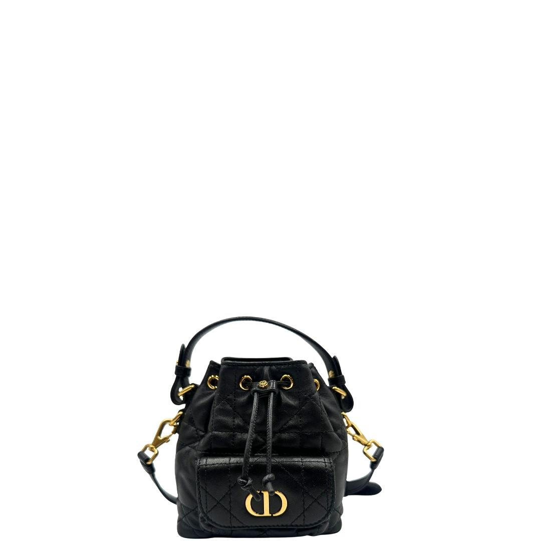front  Borsa Christian Dior in pelle con impunture macrocannage e hardware dorato, della collezione Caro, di lusso, originale, ottime condizioni, usato. 