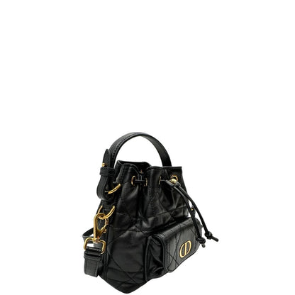 lato  Borsa Christian Dior in pelle con impunture macrocannage e hardware dorato, della collezione Caro, di lusso, originale, ottime condizioni, usato. 