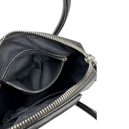interno Antigona Givenchy in pelle martellata nera nella misura piccola, di lusso, originale, ottime condizioni, usata. 