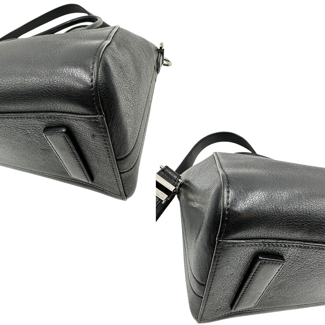 angoli Antigona Givenchy in pelle martellata nera nella misura piccola, di lusso, originale, ottime condizioni, usata. 