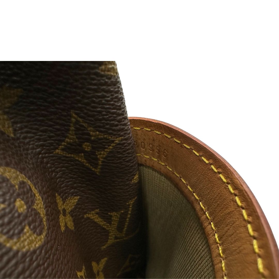 Codice, Borsa LV Reporter nella versione PM, in canvas monogrammato marrone. Originale, usata, di lusso, in ottime condizioni.