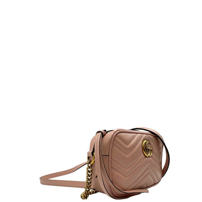 lato Borsa Gucci in pelle rosa nella versione mini, di lusso, originale, ottime condizioni, usata. 