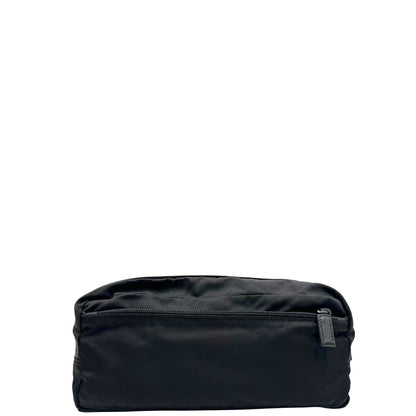 retro Pochette Prada in tessuto nylon nero e finiture in pelle tono su tono, di lusso, originale, ottime condizioni, usato. 