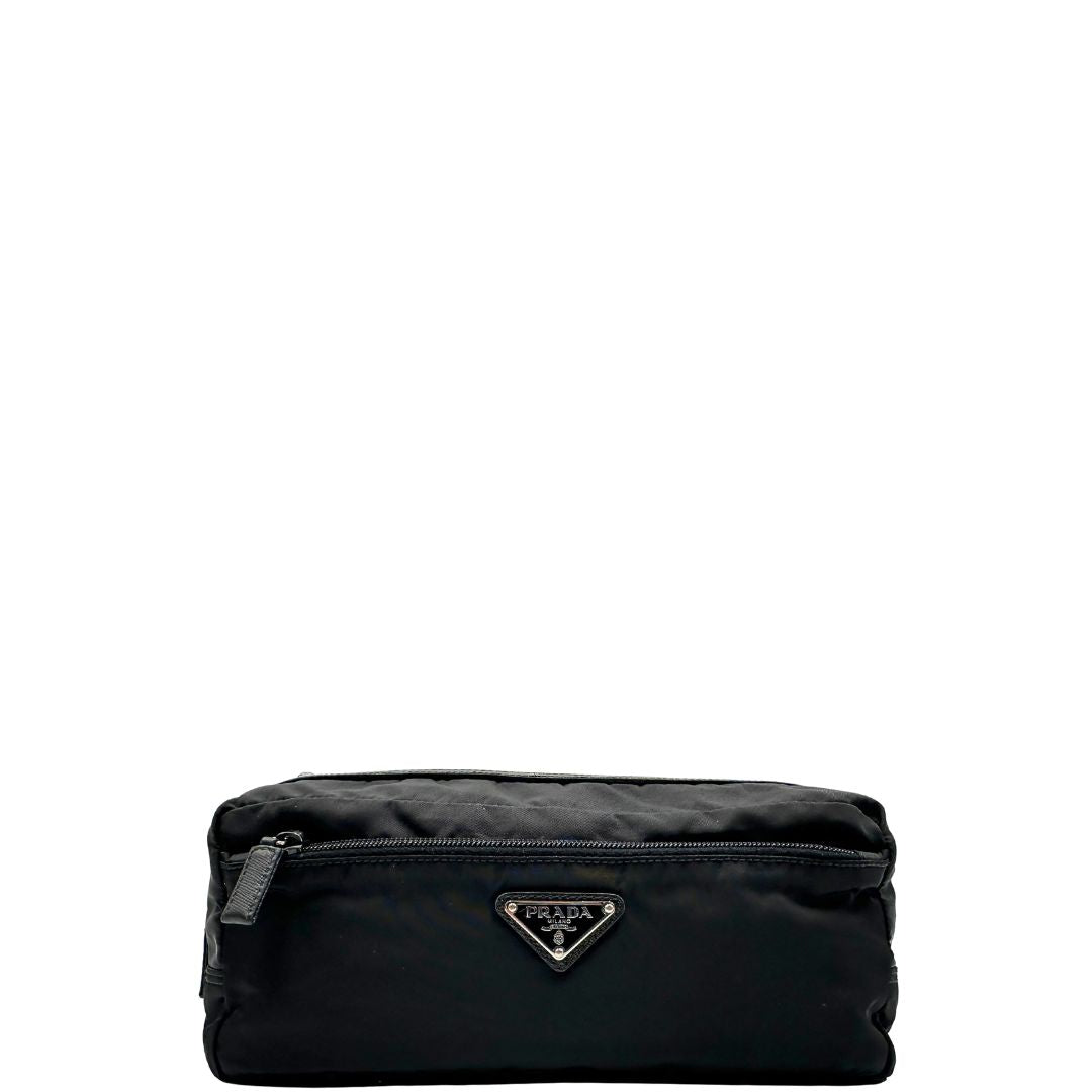 front Pochette Prada in tessuto nylon nero e finiture in pelle tono su tono, di lusso, originale, ottime condizioni, usato. 