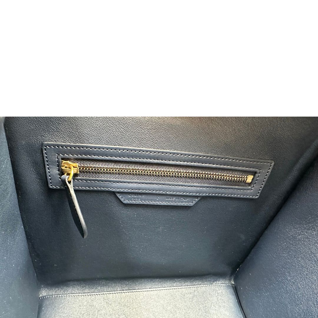 interno  Borsa Celine Luggage, munita di doppi manici stondati, di lusso, originale, ottime condizioni, usata. 