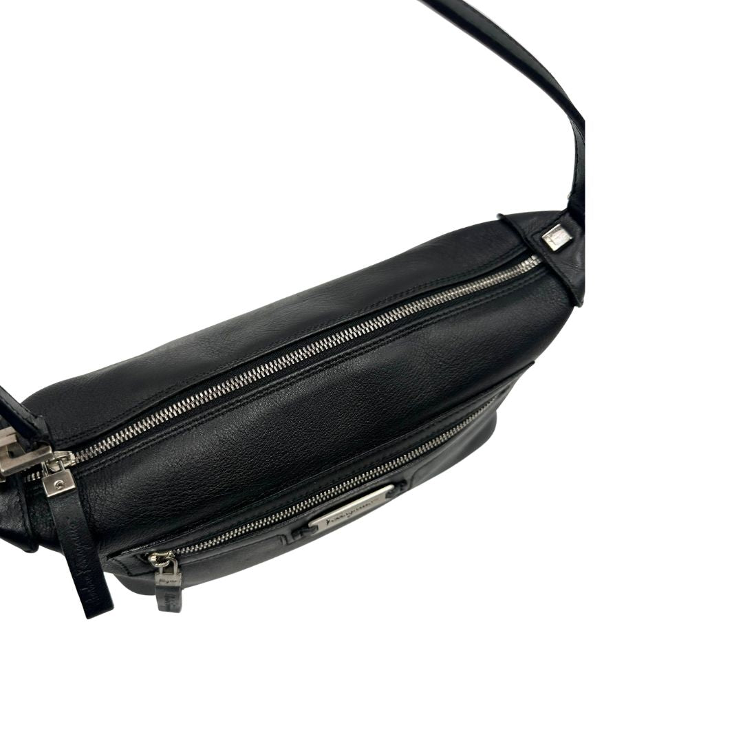 Pochette Salvatore Ferragamo nera
