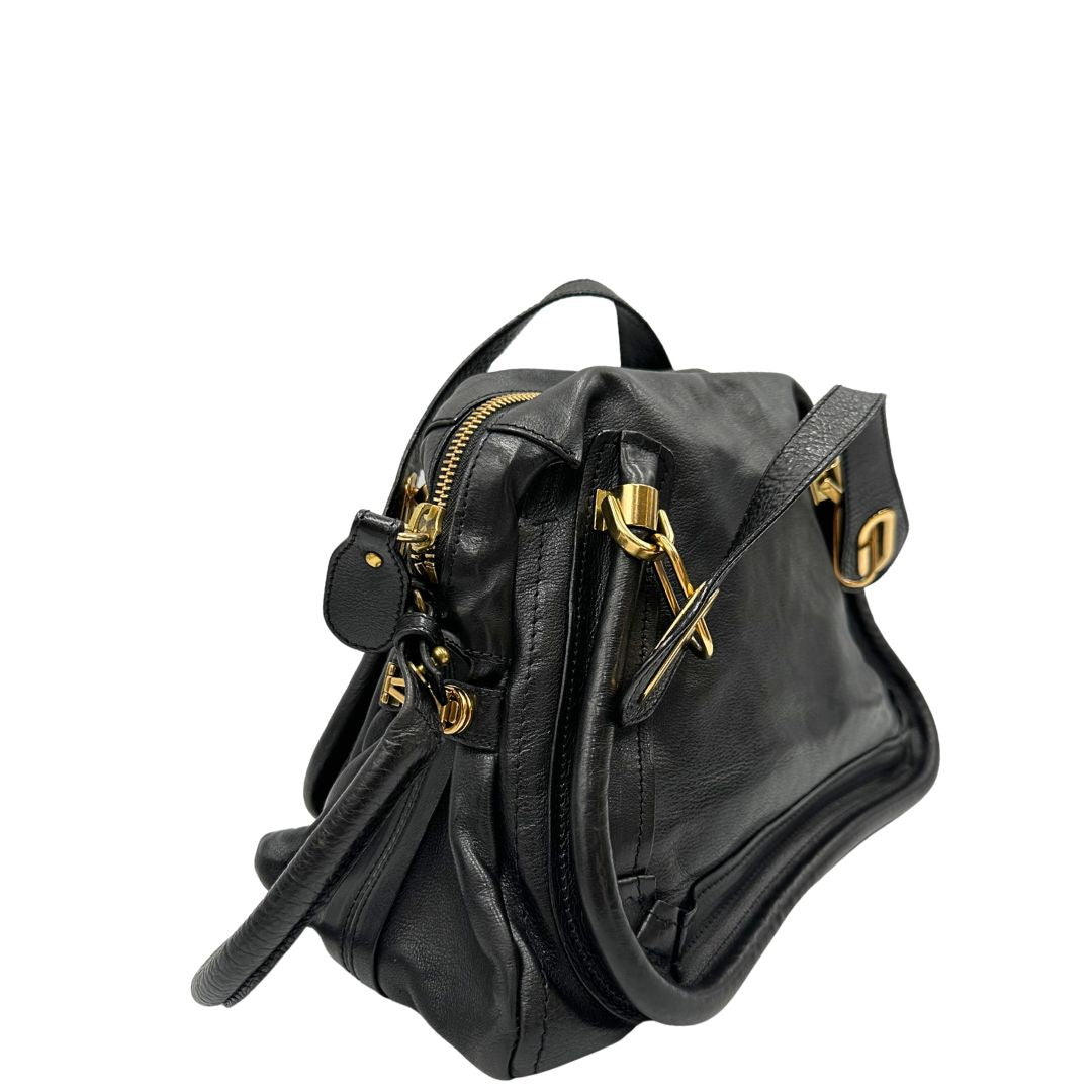 lato  Borsa Chloé in pelle nera, indossabile a spalla o a mano, di lusso, originale, ottime condizioni, usata. 