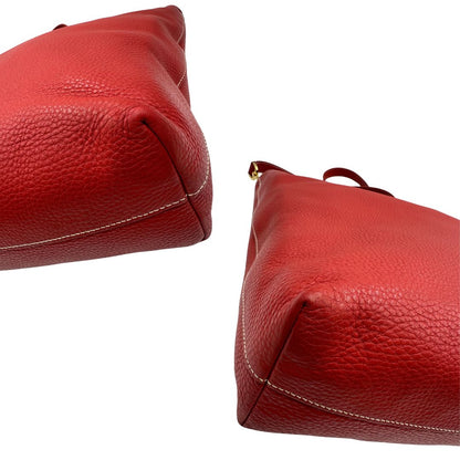 Borsa Prada in pelle martellata rossa, di lusso, originale, ottime condizioni, usata.