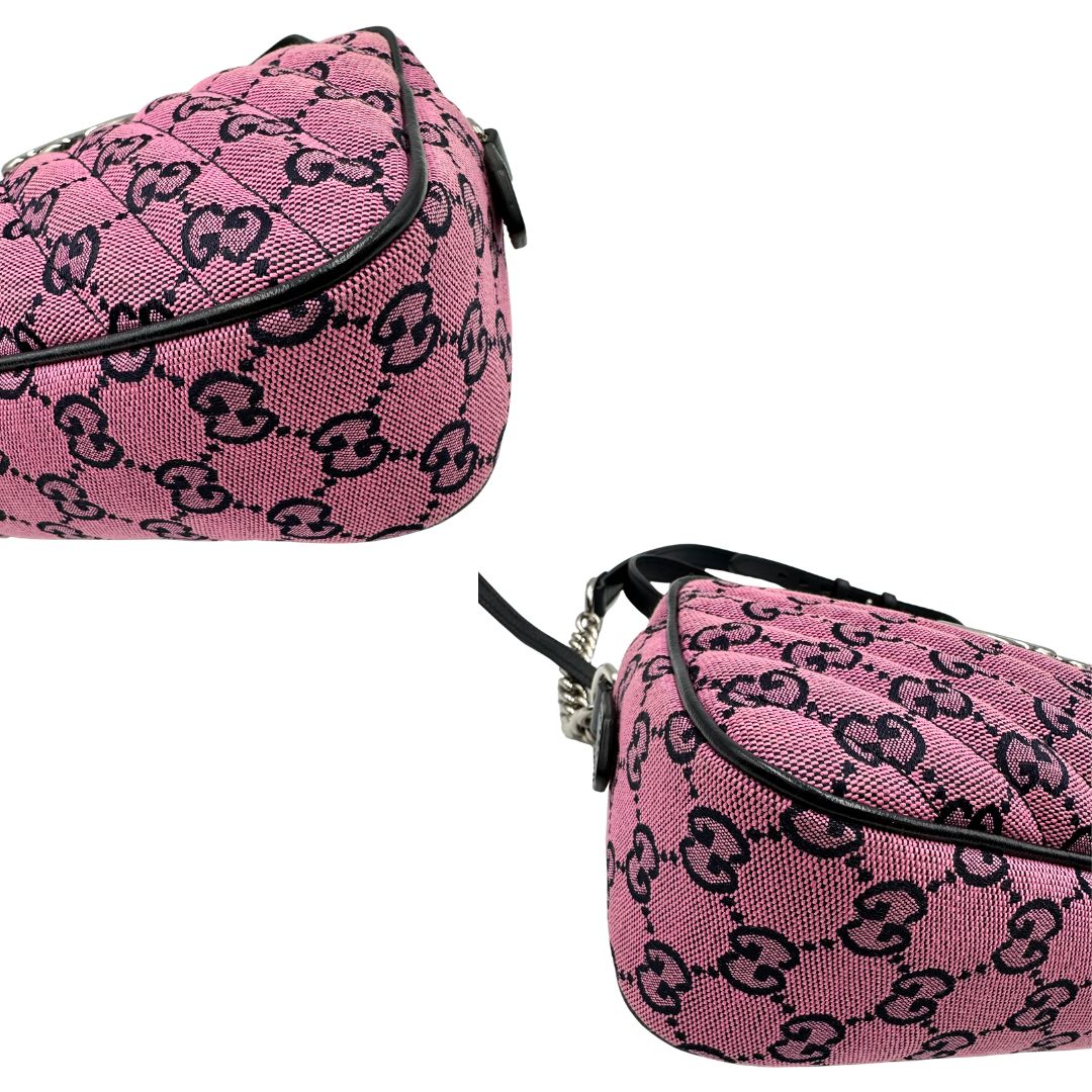 angoli  Borsa Gucci Marmont in tessuto rosa GG con finiture in pelle nere e parti metalliche argentate, indossabile a tracolla, di lusso, originale, eccellenti condizioni, usata  