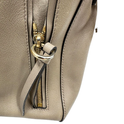 Borsa Chloè Faye in pelle color tortora e dettagli metallici dorati, di lusso, originale, ottime condizioni, usata 