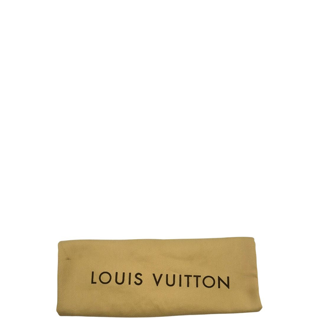 Dustbag di una borsa Etoile LV in canvas trapuntato monogram, indossabile a spalla o a tracolla, usata, originale, second hand, in ottime condizioni.