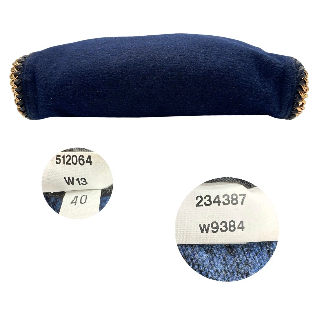 base Borsa Falabella nella versione fold over tote in feltro blu e hardware dorato, di lusso, originale, ottime condizioni. 