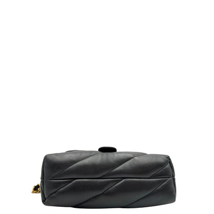 base  Borsa Pinko in pelle nera e hardware dorato con impunture chevron, di lusso, originale, ottime condizioni. 