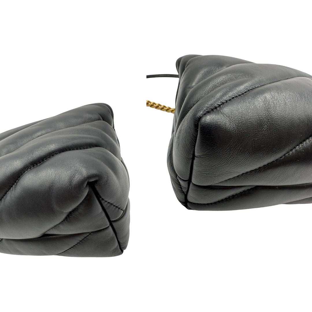 angoli Borsa Pinko in pelle nera e hardware dorato con impunture chevron, di lusso, originale, ottime condizioni. 