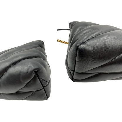 angoli Borsa Pinko in pelle nera e hardware dorato con impunture chevron, di lusso, originale, ottime condizioni. 
