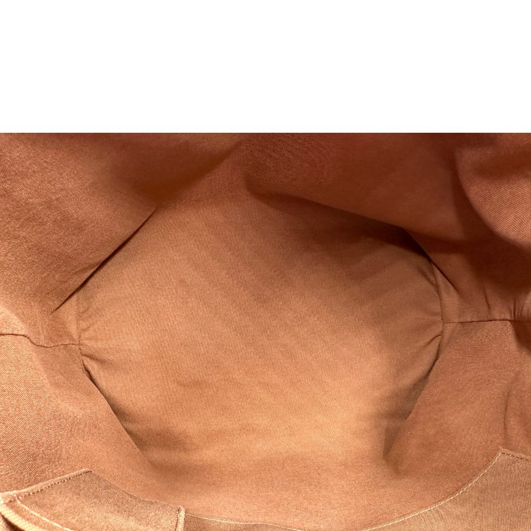interno  Borsa LV Palermo in tela monogram nella versione GM, di lusso, originale, ottime condizioni, usata. 