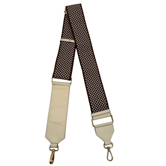 Accessorio tracolla Fendi realizzato in tessuto e pelle con maxi logo, di lusso, eccellenti condizioni, usata.