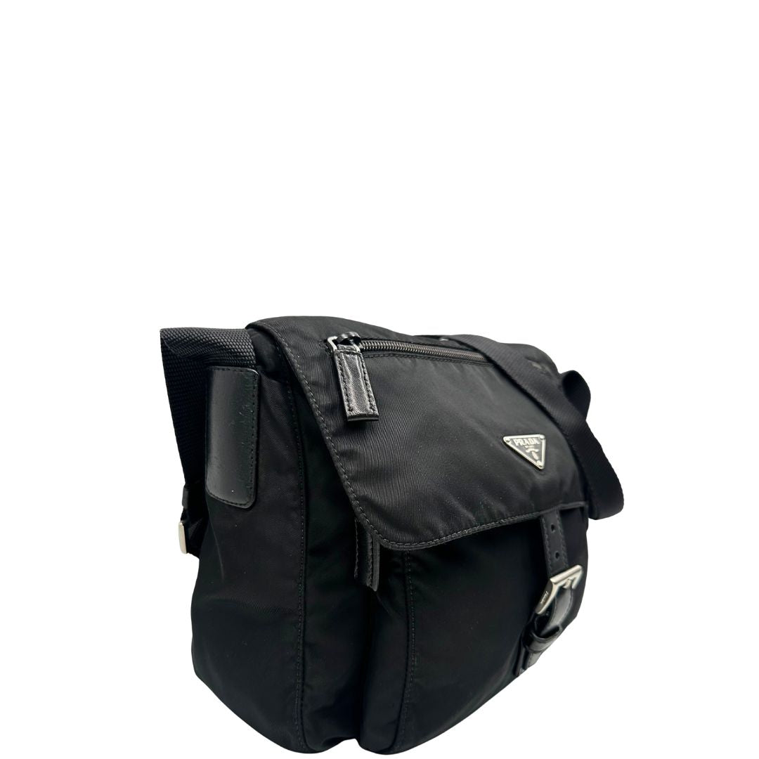 Borsa Prada nylon nera