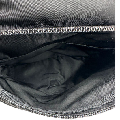 Borsa Prada nylon nera