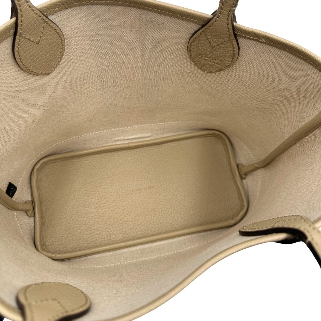 interno  Shopping Gucci Ophidia in canvas GG Supreme beige con iconica banda Web verde e rossa sul davanti, di lusso, originale, eccellenti condizioni. 