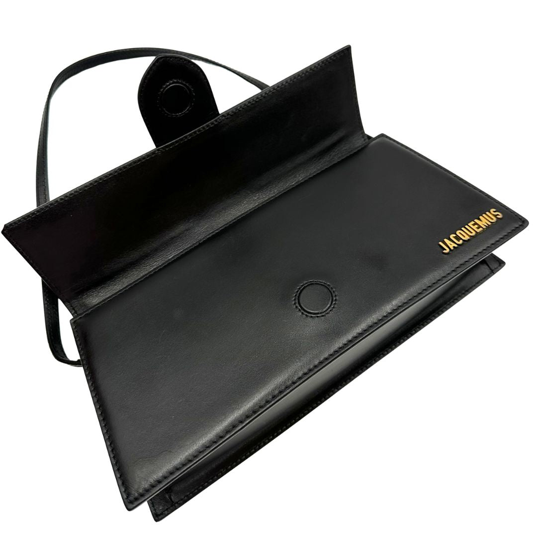 Borsa Jacquemus Le Long Bambino in pelle nera con hardware dorato, di lusso, originale, ottime condizioni, usata. 