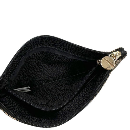 Interno di una pochette Borbonese in tessuto nylon color beige e marrone trama occhio di pernice, usata, originale, second hand, in ottime condizioni.