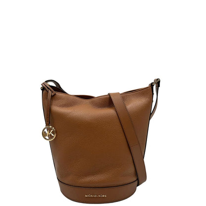 front Secchiello MK in pelle martellata marrone con hardware dorato, di lusso, eccellenti condizioni. usato 