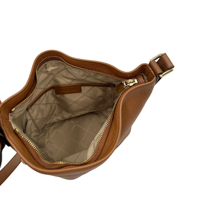interno Secchiello MK in pelle martellata marrone con hardware dorato, di lusso, eccellenti condizioni. usato 