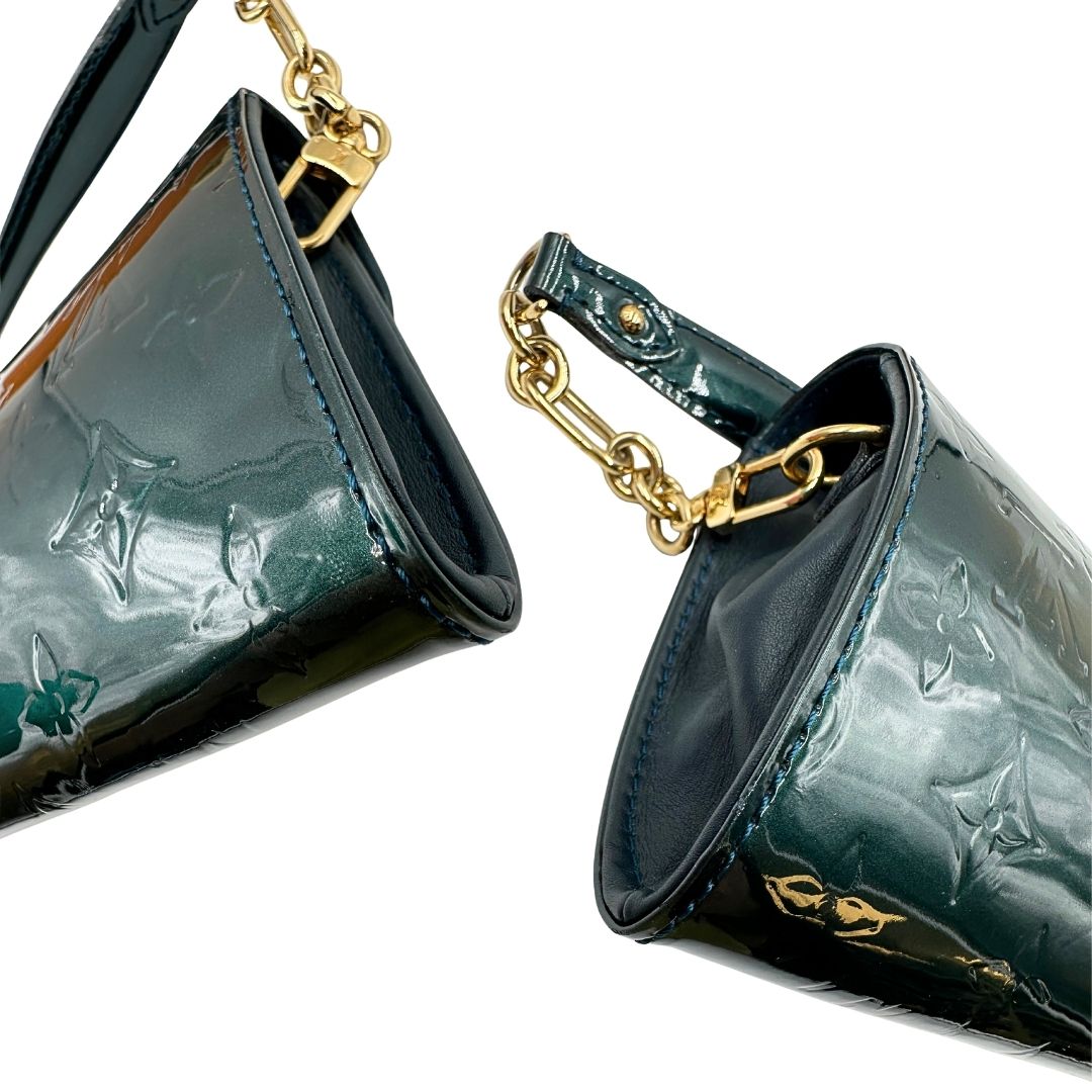 angoli Pochette LV Sunset Boulevard in pelle vernis mongram color verde bottiglia, di lusso, originale, ottime condizioni, usata 