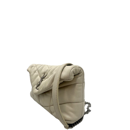larto  Borsa Saint Laurent Loulou puffer in pelle color bianco gesso con hardware argentato, di lusso, originale, ottime condizioni, usata 