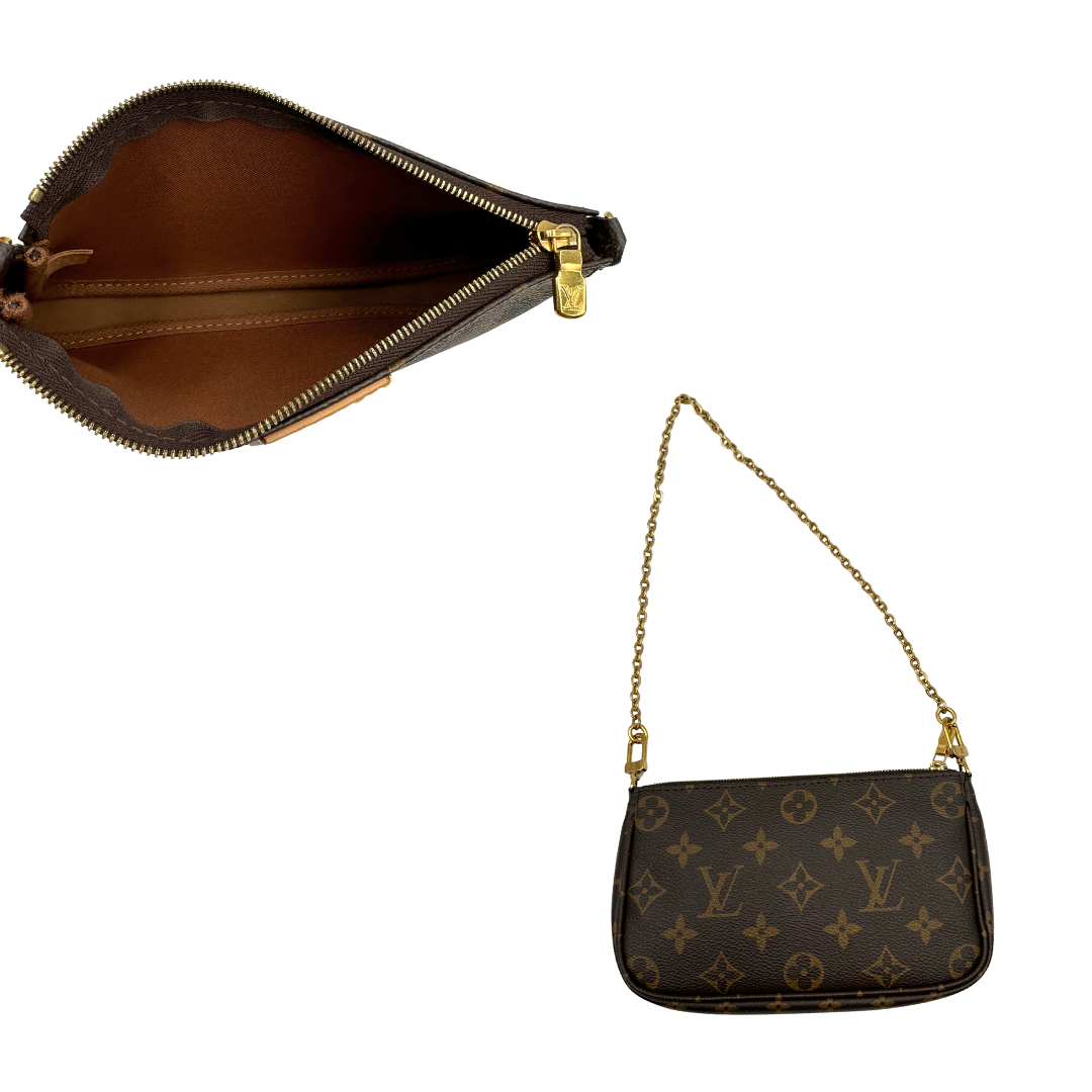 Mini pochette di una Multi Pochette Accessoires Louis Vuitton in canvas marrone monogram con dettagli in vacchetta naturale, manico in catena dorata e tracolla in tessuto Jacquard rosa, usata, originale, second hand, in ottime condizioni.