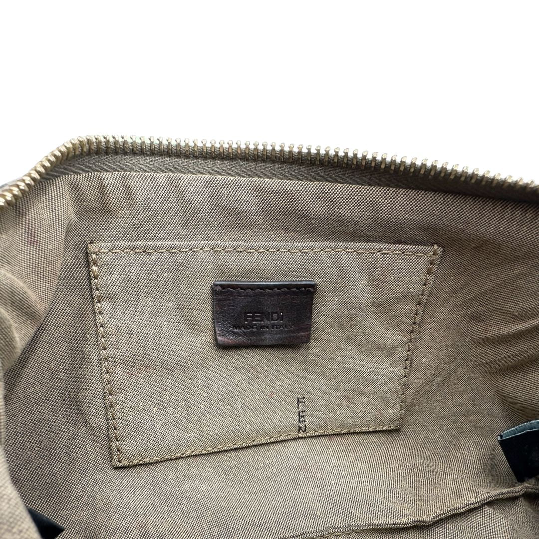 Pochette Fendi in tessuto marrone trama Zucchino con finiture in pelle color tortora, di lusso, originale, ottime condizioni