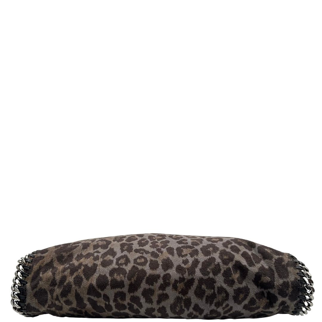 Base di una borsa Stella McCartney modello Fold Over Tote realizzata in shaggy dear greige effetto scamosciato, usata, originale, second hand, in ottime condizioni.