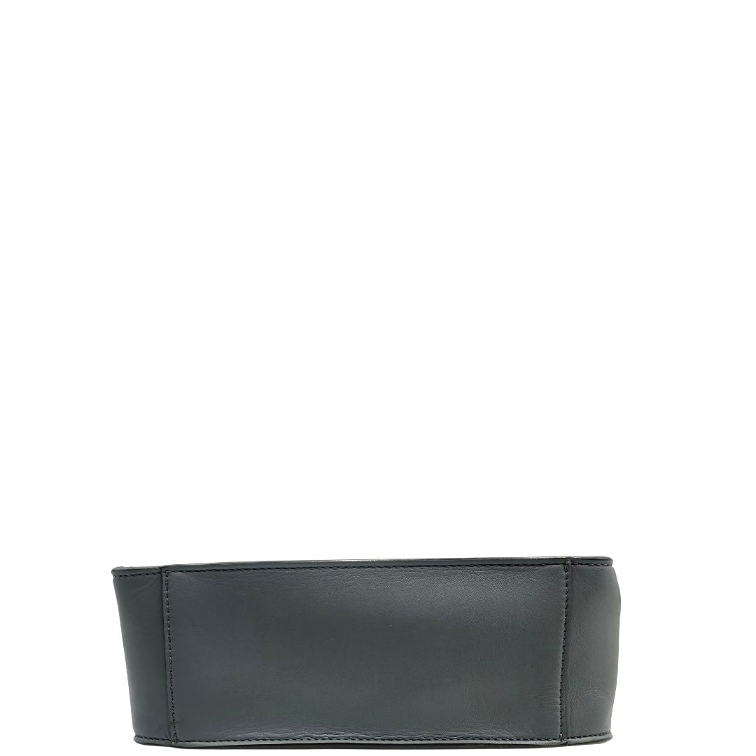 base Borsa Stella McCartney in ecopelle color azzurro polvere, , di lusso, originale, ottime condizioni, usata 