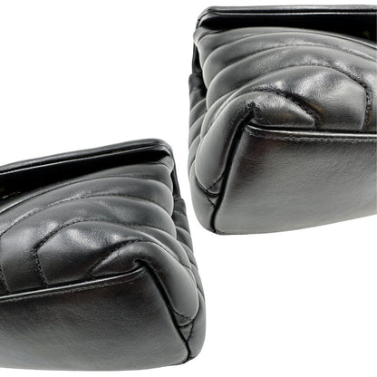 angoli  Borsa Saint Laurent in pelle di agnello morbida con impunture trapuntate chevron, nera con hardware dorato, può essere portata a spalla o a tracolla, di lusso, originale, ottime condizioni