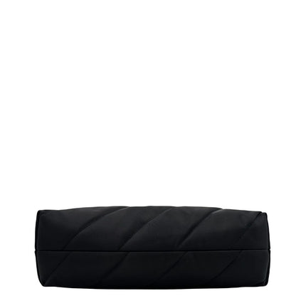 Borsa Pinko nella versione extra in morbido nylon nero trapuntata e hardware dorato, di lusso, originale, ottime condizioni, usata