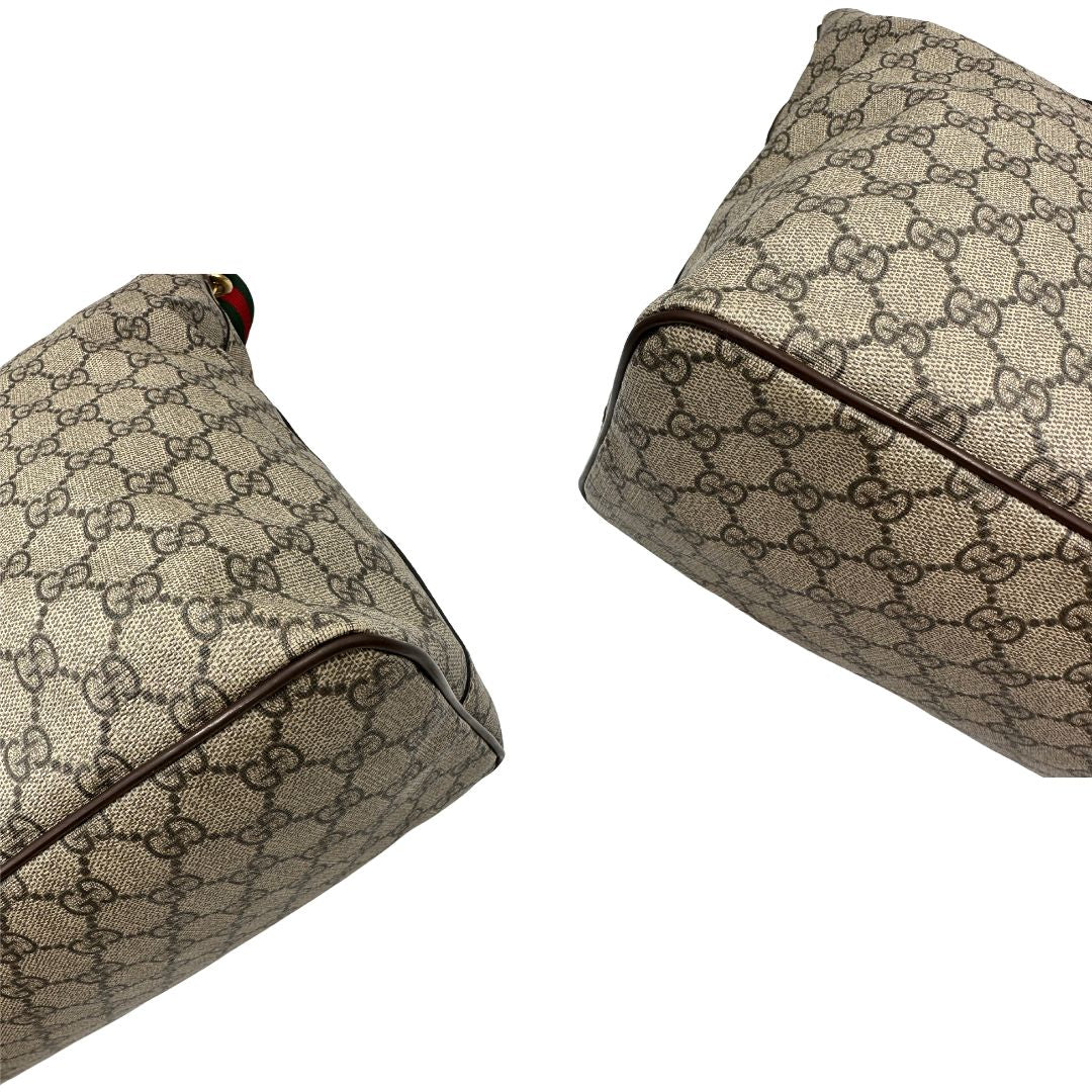 angoli Borsa Gucci in canvas beige GG e finiture in pelle marrone, di lusso, originale, usata 