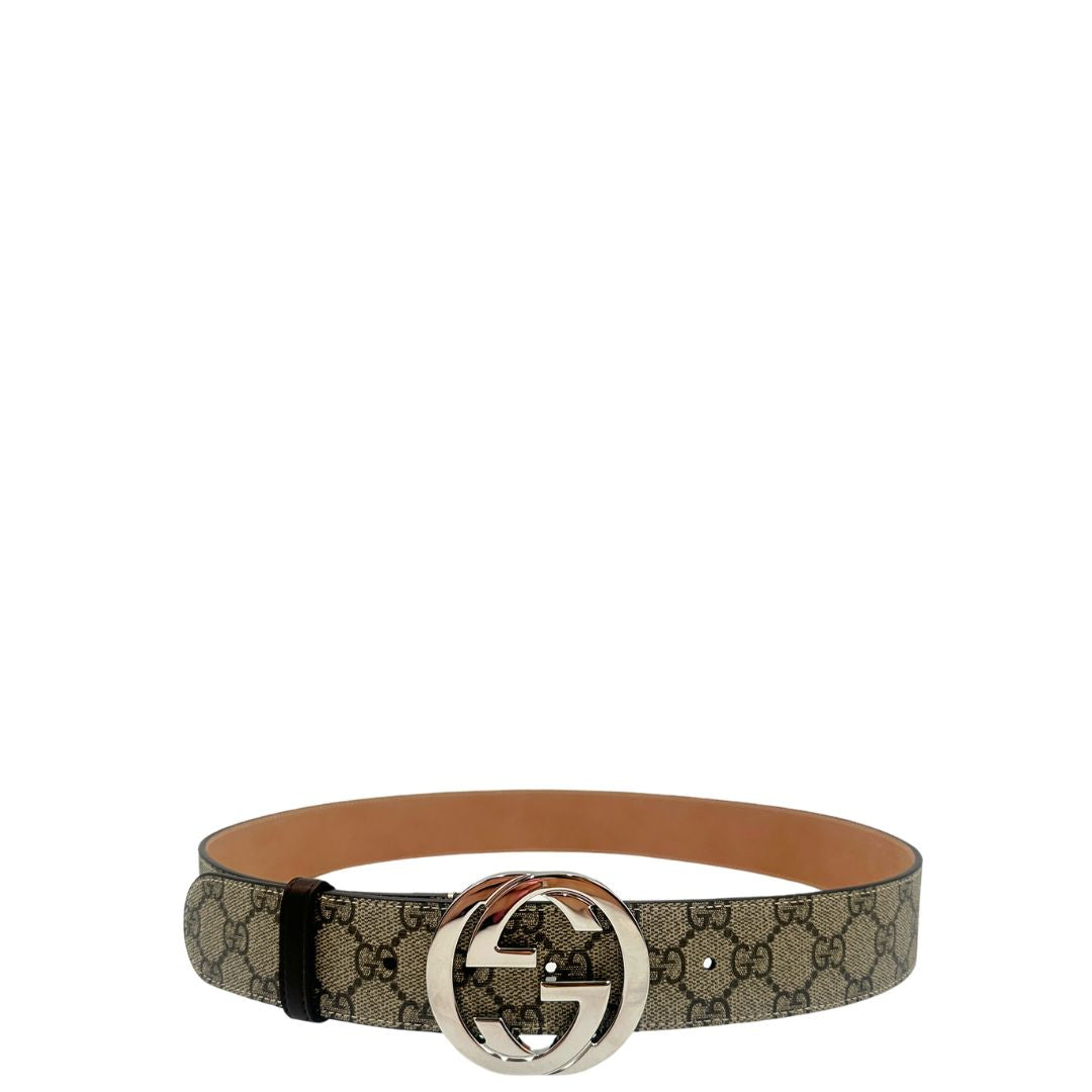 Front cintura Gucci in canvas beige GG con fibbia in metallo argentato. originale, di lusso, usata, condizioni eccellenti. 