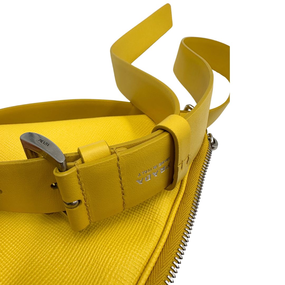 Borsa Triangle Prada gialla